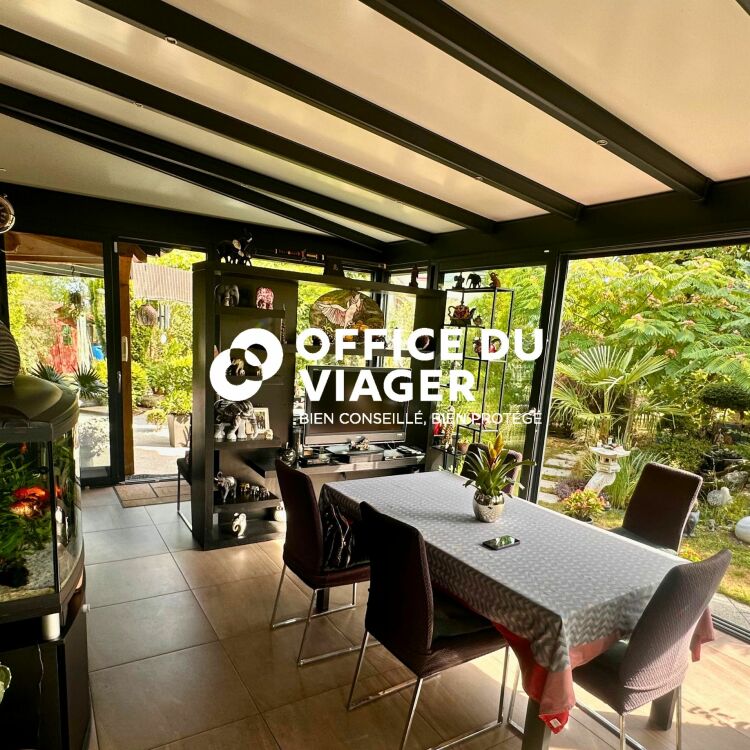 Maison - 7 pièces - 180 m²