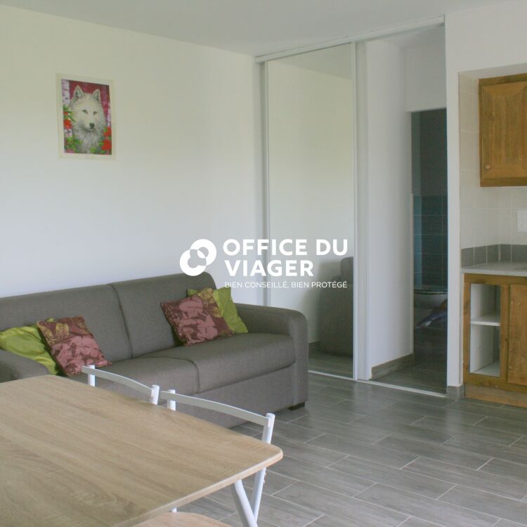 Maison - 7 pièces - 226 m²