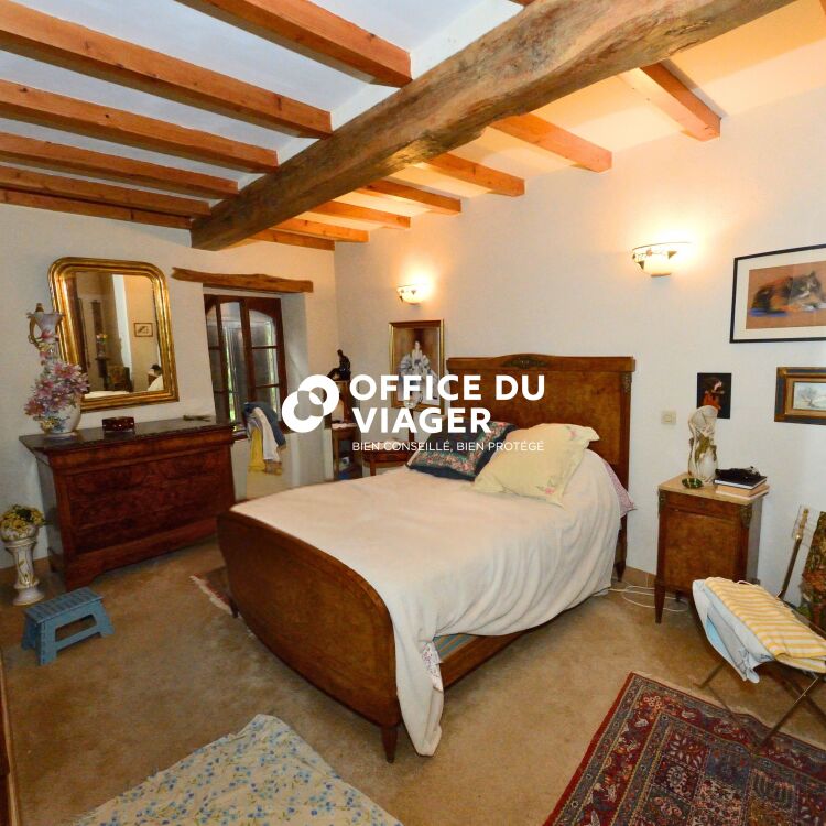 Maison - 6 pièces - 196,03 m²
