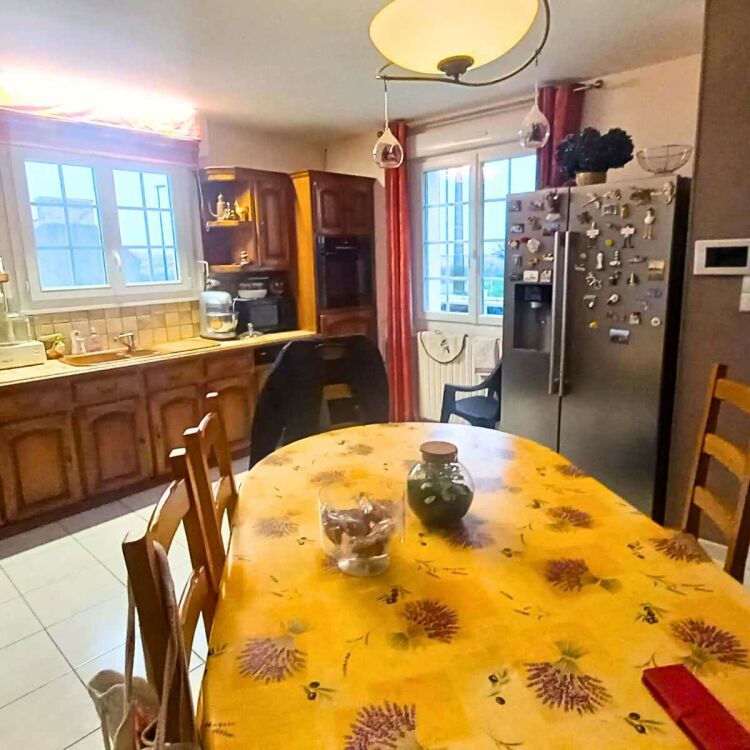 Maison - 7 pièces - 110 m²