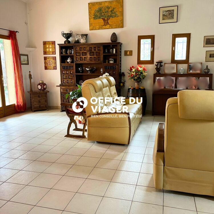 Maison - 5 pièces  - 140 m²