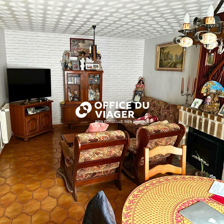 Maison divisée en 2 appartements - 154 m²