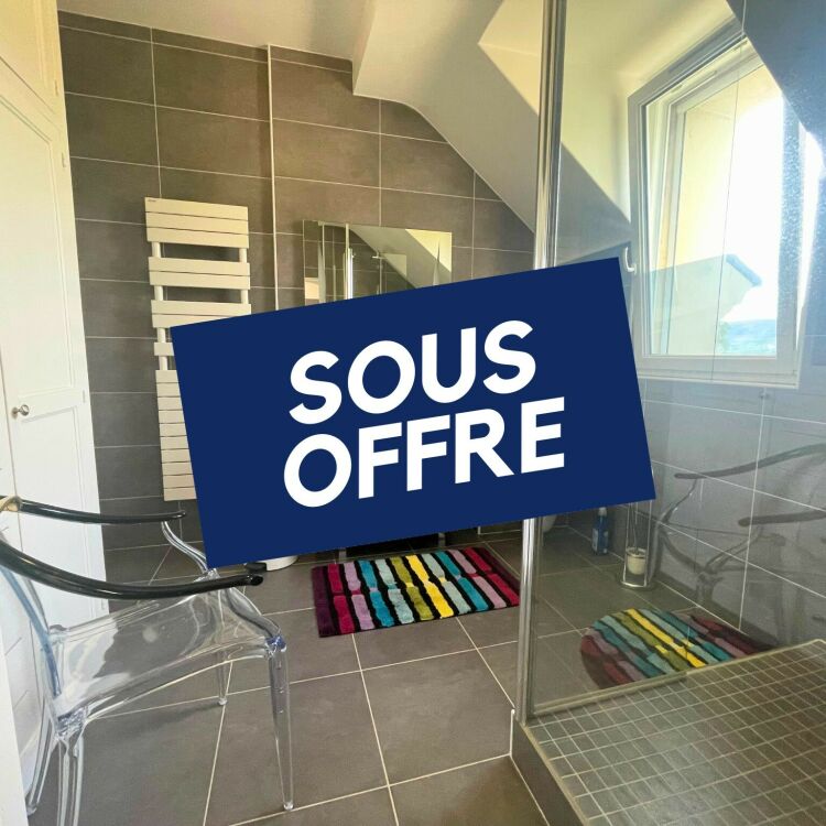 Maison - 7 pièces - 255 m²