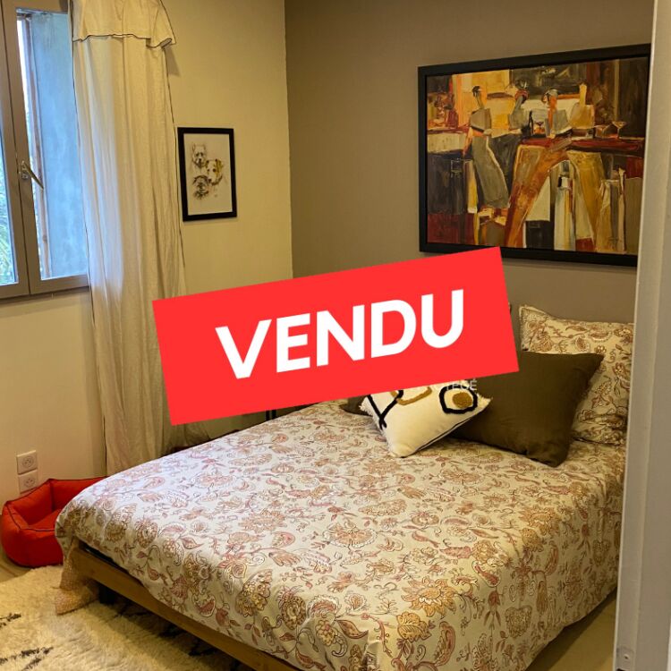 Maison - 7 pièces - 195 m²