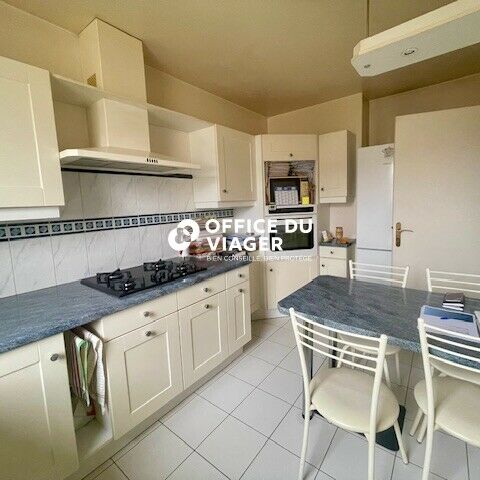 Appartement - 5 pièces - 108 m²