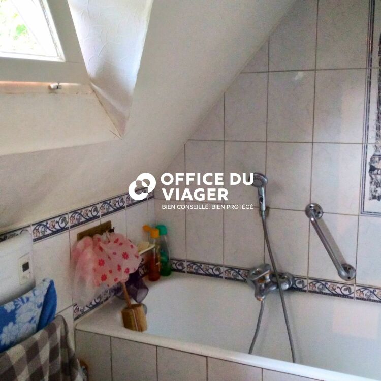 Maison - 7 pièces - 160 m²