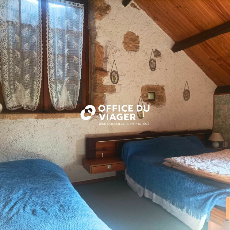 Ensemble immobilier - 6 pièces - 250 m²