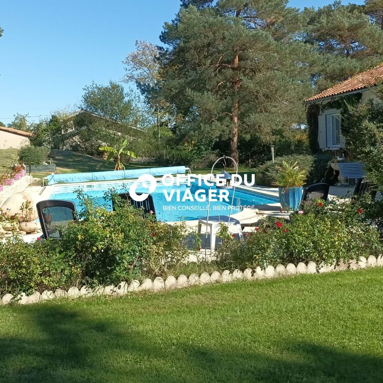 Maison - 4 pièces - 117 m²