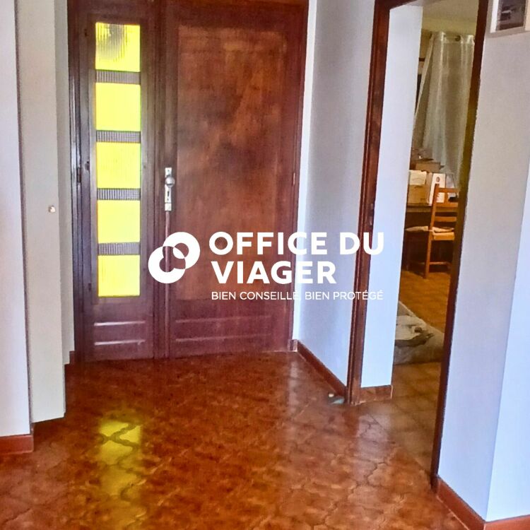 Maison  - 4 pièces - 150 m²