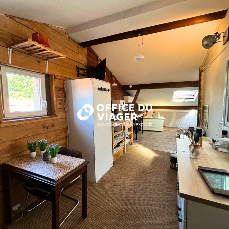 Immeuble - 6 appartements - 233,7 m²