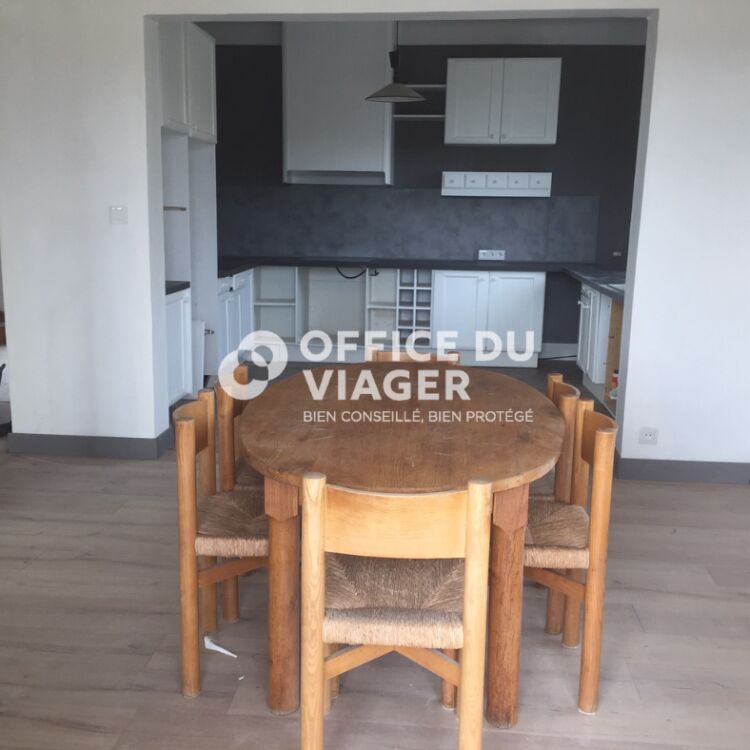 Maison - 8 pièces - 216,63 m²