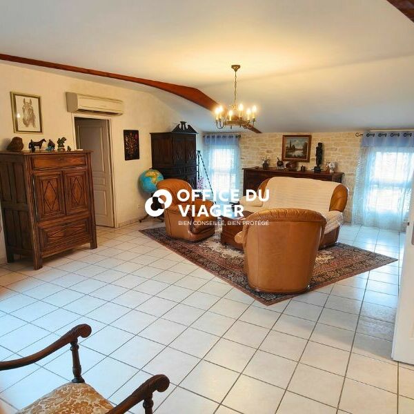 Appartement - 5 pièces - 145 m²