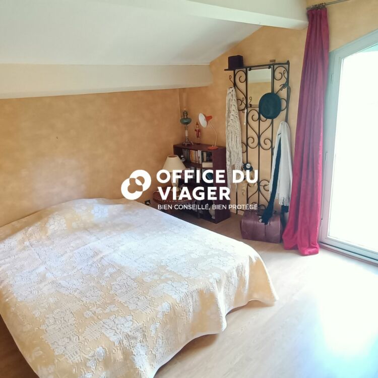 Maison - 6 pièces - 216,70 m²