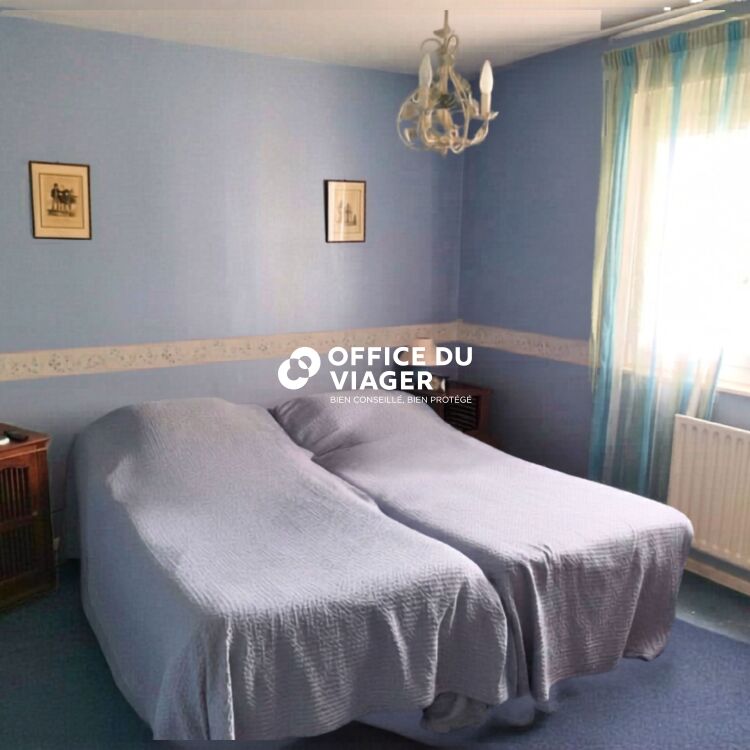 Appartement- 2 pièces - 65,99 m²