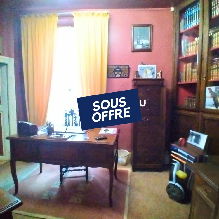 Maison - 8 pièces - 191 m²