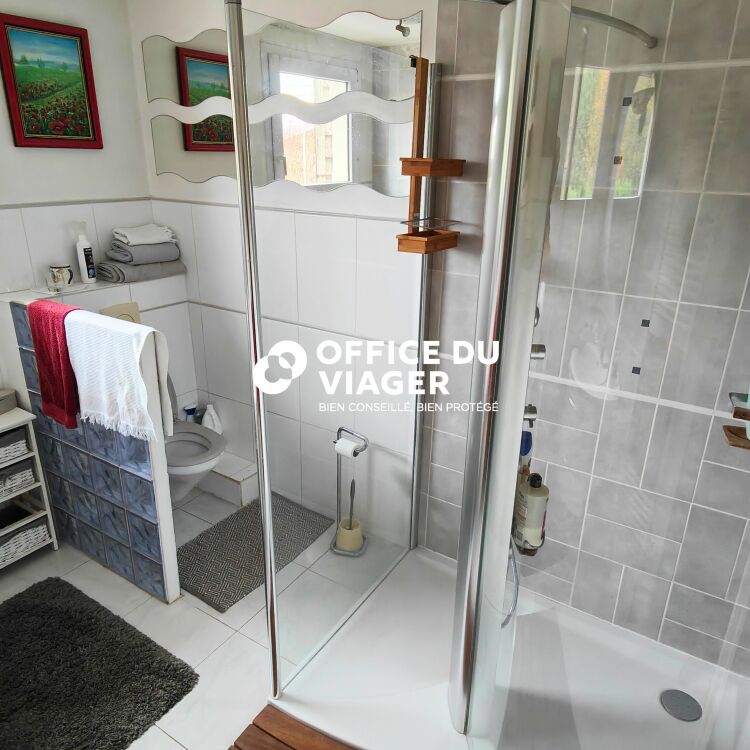 Maison - 8 pièces - 180 m²