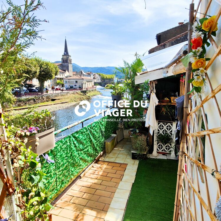 Maison - 7 pièces - 400 m²