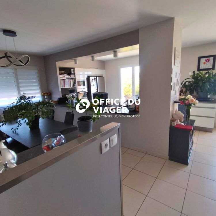 Appartement - 4 pièces - 99 m²