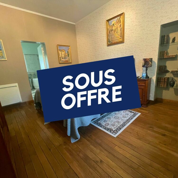 Maison - 7 pièces - 255 m²