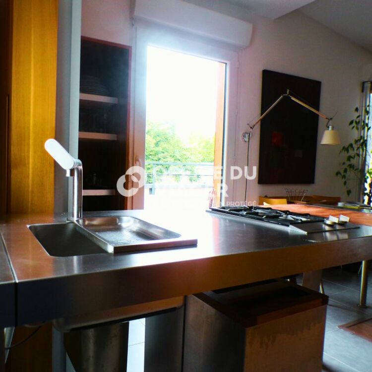 Appartement-2 pièces-101 m²