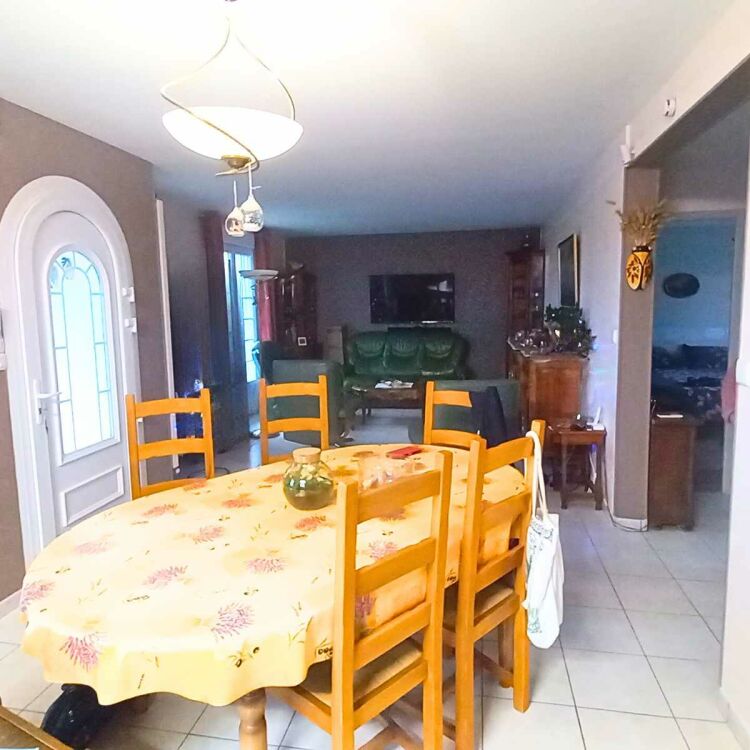 Maison - 7 pièces - 110 m²