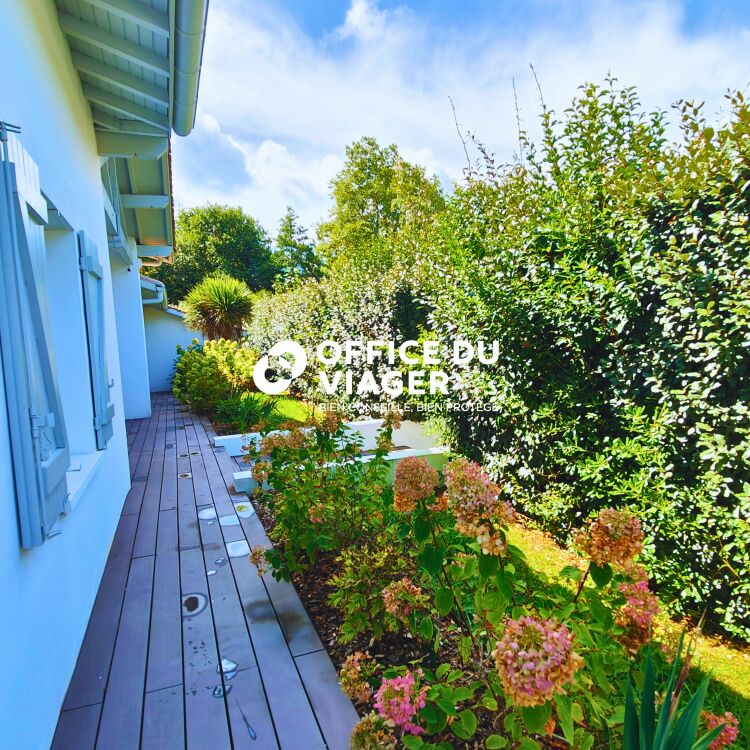 Maison - 5 pièces - 179,49 m²