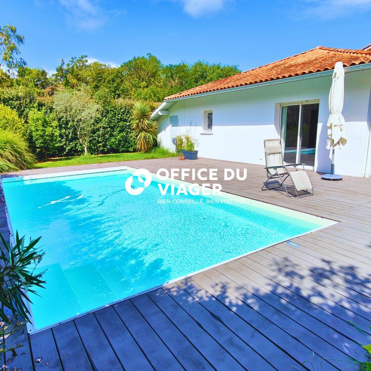 Maison - 5 pièces - 179,49 m²