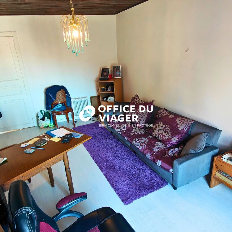 Maison - 6 pièces - 259,82 m²