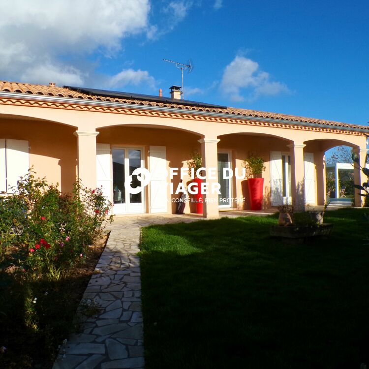 Maison - 5 pièces - 147 m²