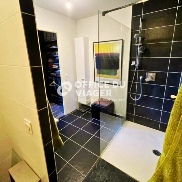 Appartement-2 pièces-101 m²