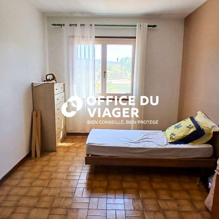 Maison  - 4 pièces - 150 m²