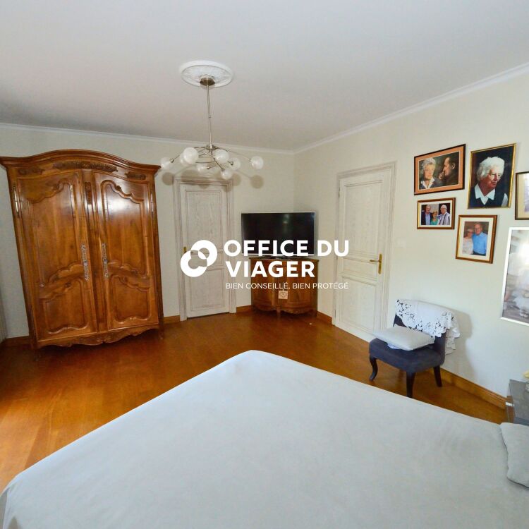 Maison - 5 pièces - 210,36 m²