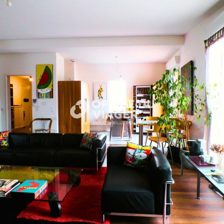 Appartement-2 pièces-101 m²