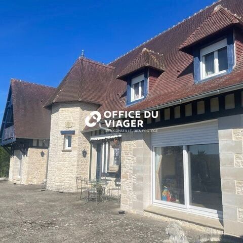Maison - 5 pièces - 227 m²