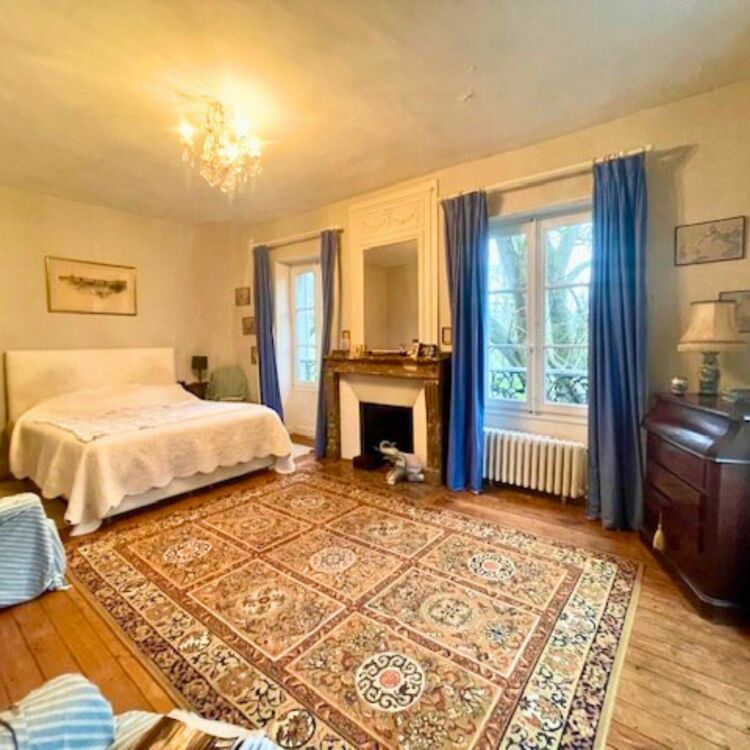 Maison de maître - 13 pièces - 350 m²