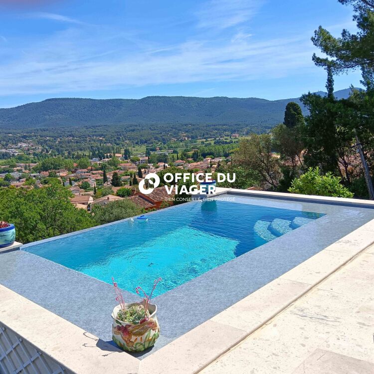 Maison - 5 pièces - 174.51 m²