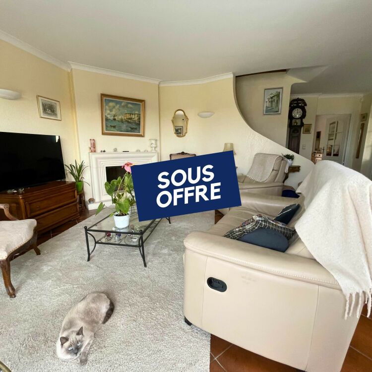 Maison - 6 pièces - 164,73 m²