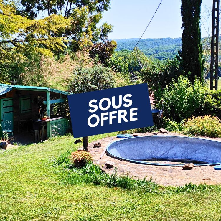 Maison - 7 pièces - 158 m²