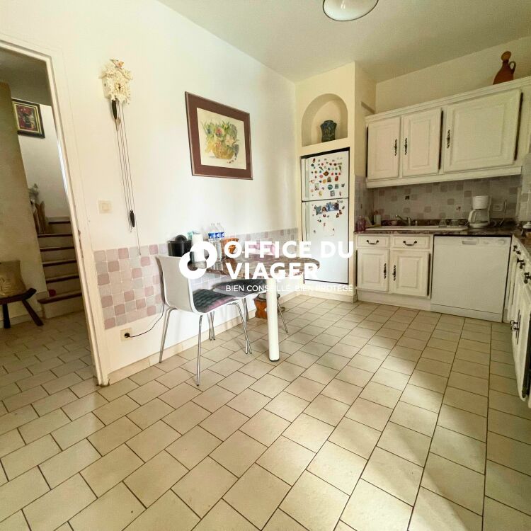 Maison - 5 pièces  - 140 m²