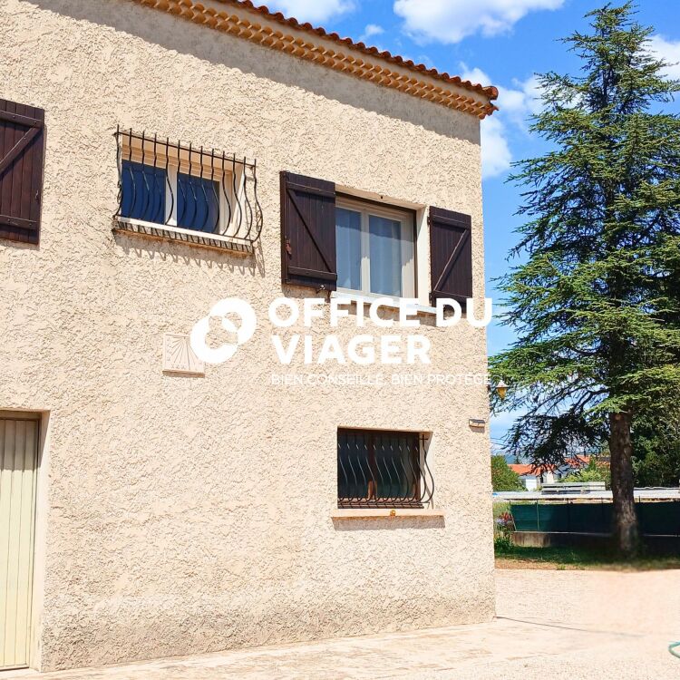 Maison  - 4 pièces - 150 m²