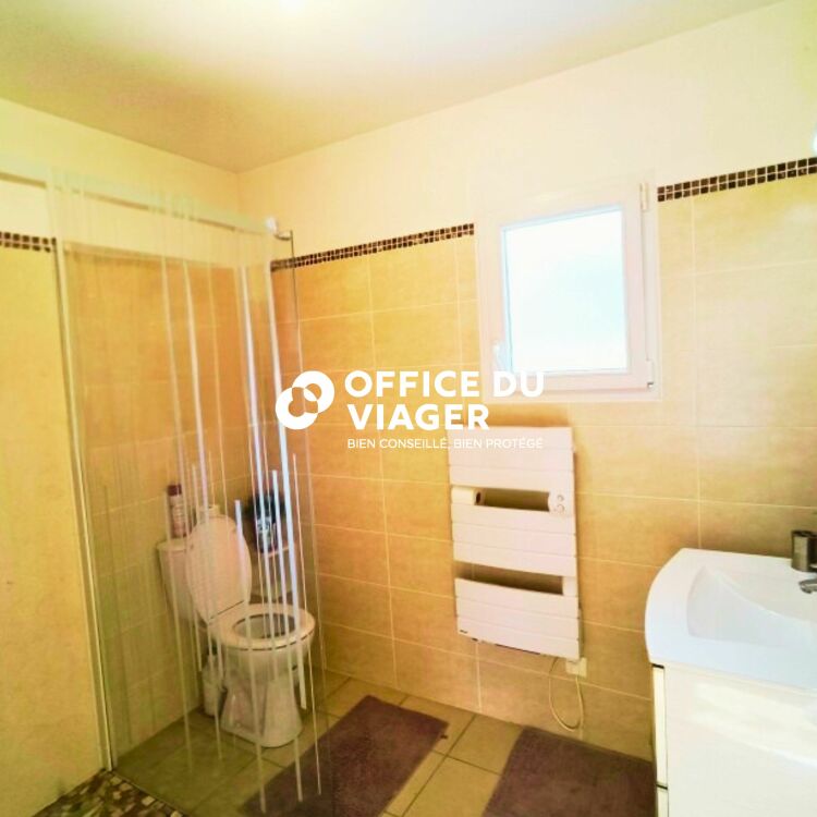 Maison -5 pièces - 210 m²