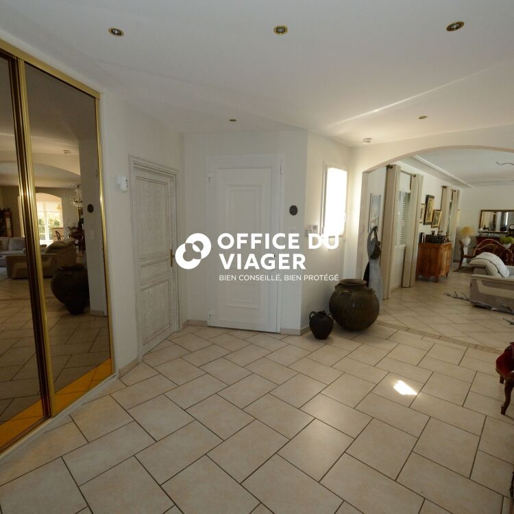 Maison - 5 pièces - 210,36 m²