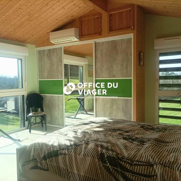 Ensemble immobilier - 6 pièces - 250 m²