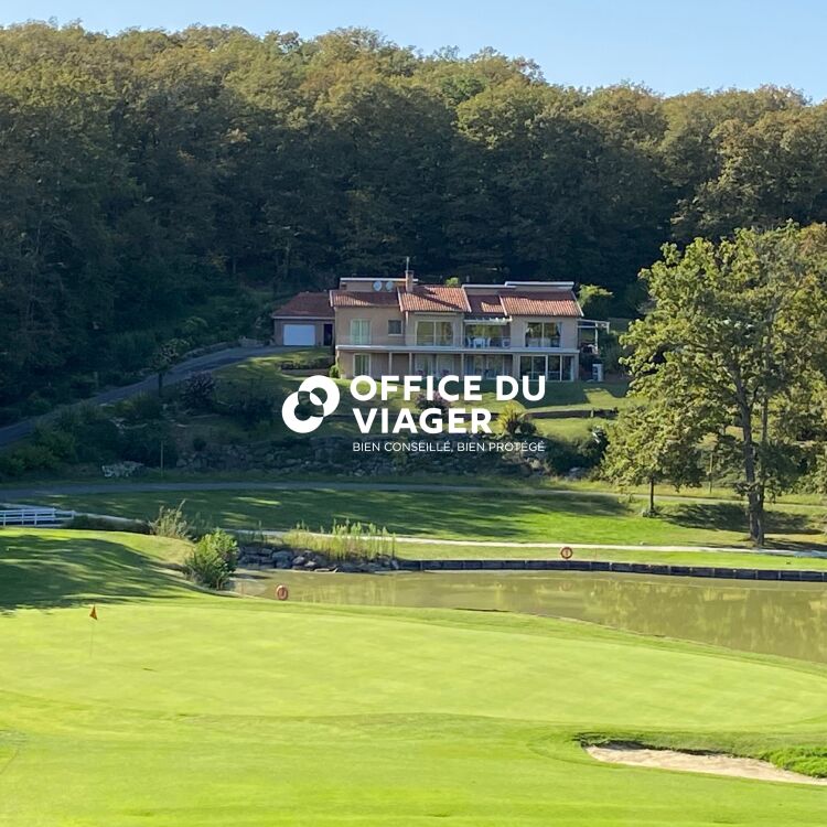Maison - 7 pièces - 207,38 m²