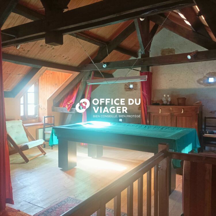 Ensemble immobilier - 6 pièces - 250 m²