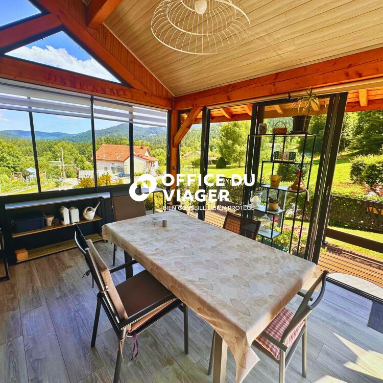 Maison - 7 pièces - 260 m²