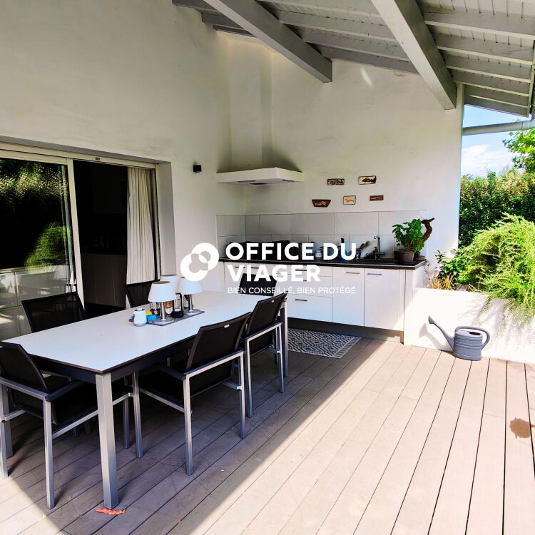 Maison - 5 pièces - 179,49 m²