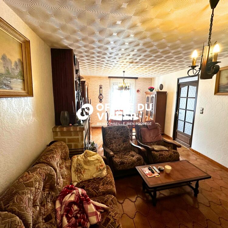 Maison divisée en 2 appartements - 154 m²