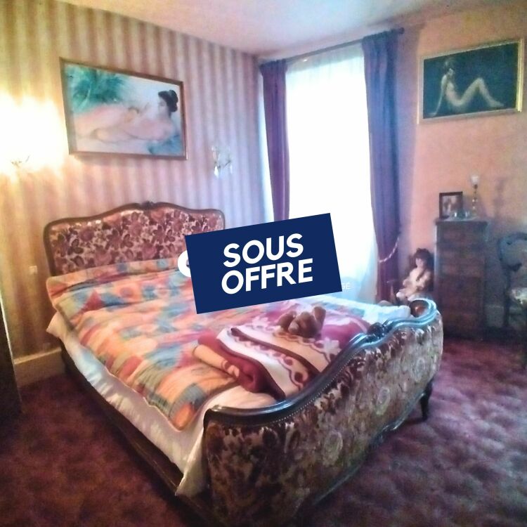 Maison - 8 pièces - 191 m²