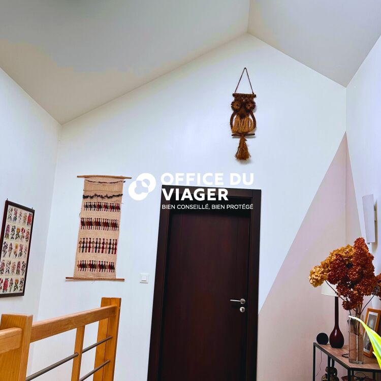 Maison - 7 pièces - 260 m²